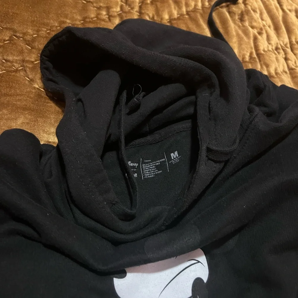 Hoodie and sweatpants - Picture 7 of 9